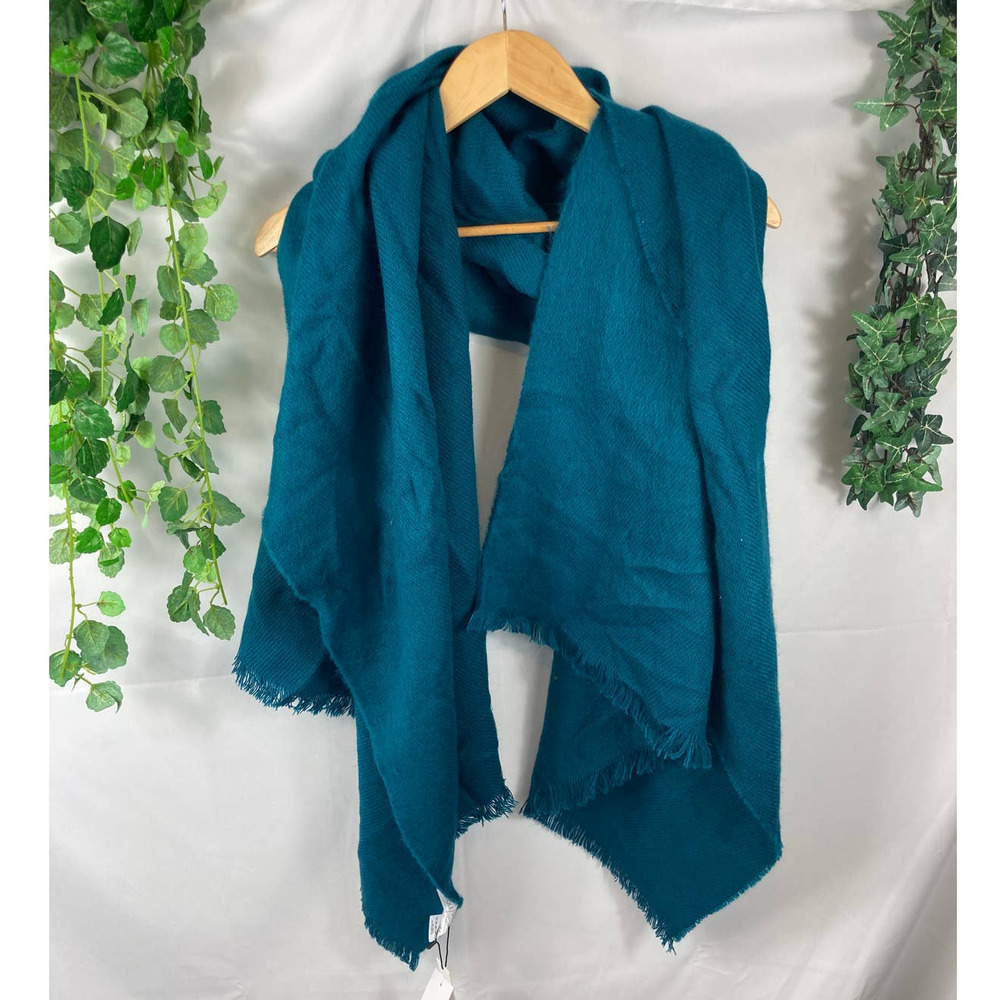 4/$25 NWT Sole Society soft knit scarf